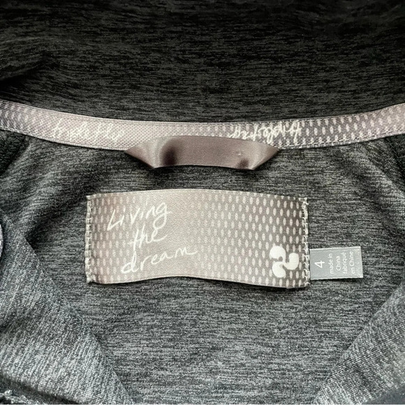 Triple Flip Zip Up With Thumb Holes Size 4 (girls 12) - Picture 4 of 6